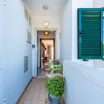 Bright & Cozy 1 Bdr Flat W/ Balcony By Lovelystay Apartment *